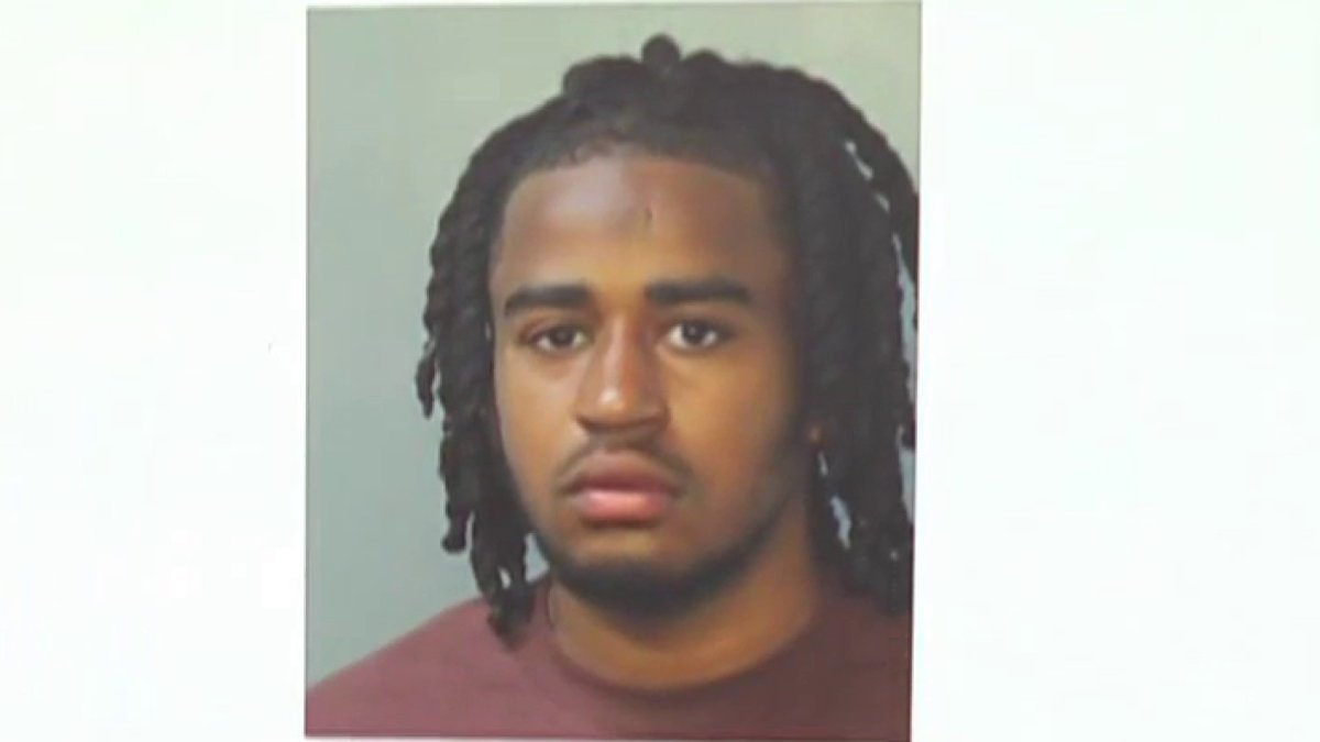 Man still wanted after 2 teens arrested in connection to deadly gang ...