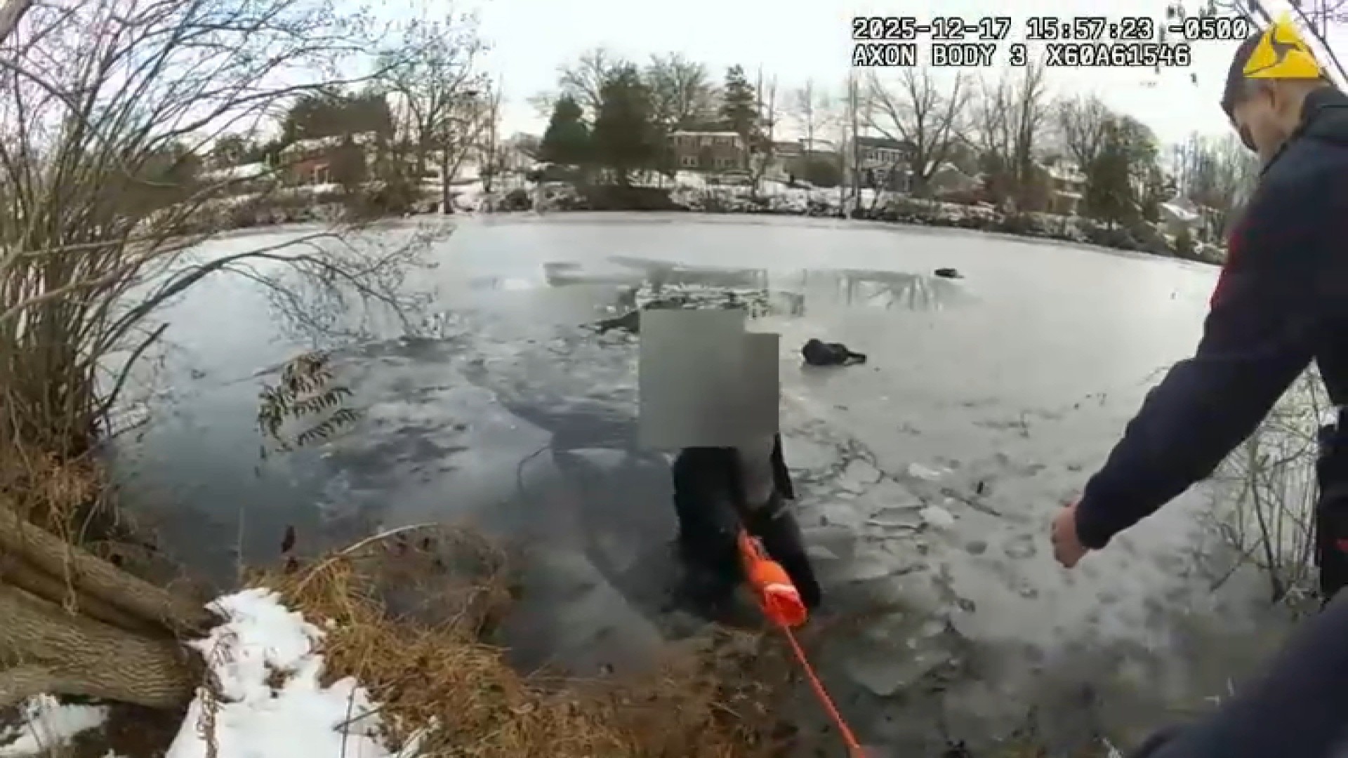 Video: Police rescue 3 teens who fell through ice in Mount Holly, NJ