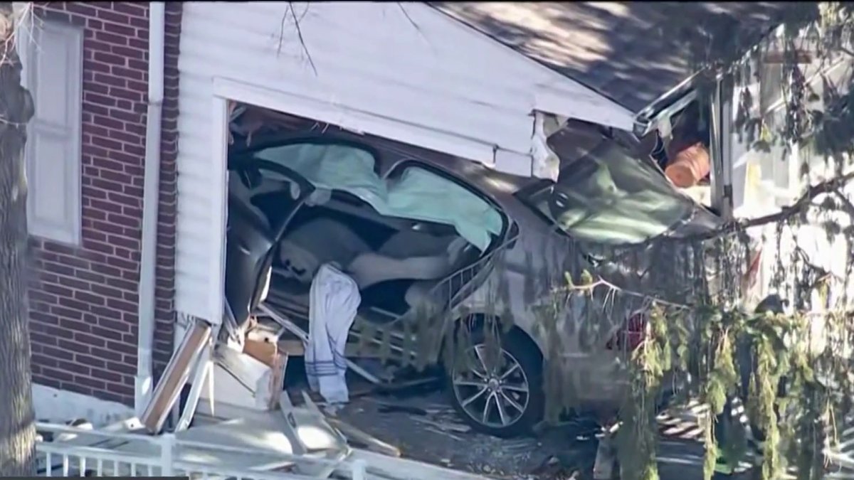 Two people hurt when car crashes into building – NBC10 Philadelphia