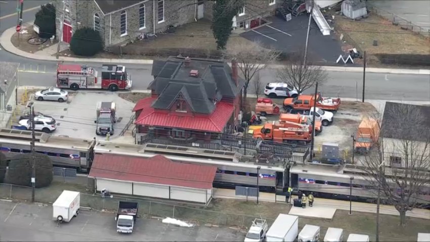 SEPTA train hits and kills person in Delco – NBC10 Philadelphia