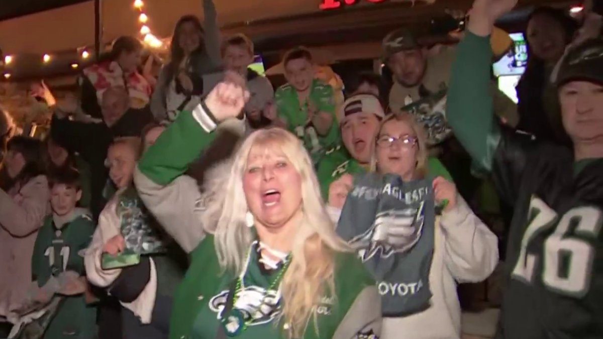 Eagles fans gather in Cherry Hill for Road to Victory Bus Tour – NBC10 ...