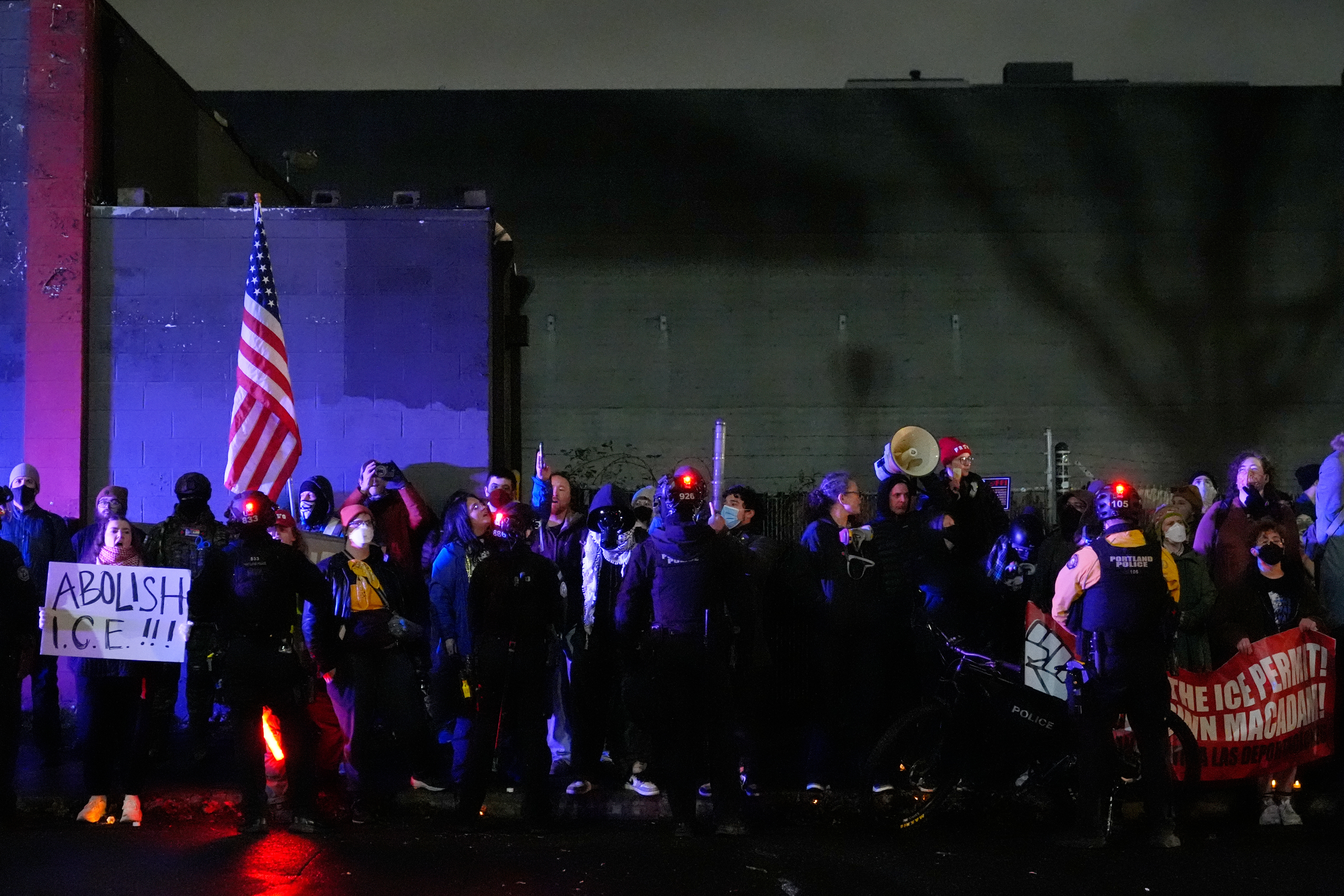 Live updates: ICE shootings fuel protests; Trump says second Venezuela attack not needed