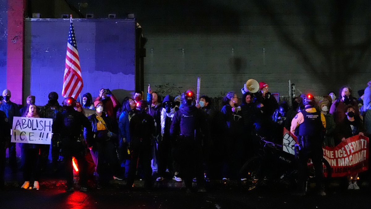 Live updates: ICE shootings fuel protests; Trump says second Venezuela attack not needed