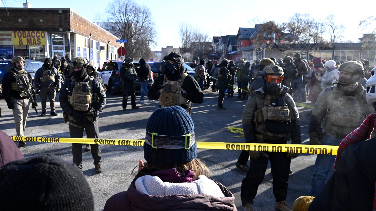 Federal agents shoot person in Minnesota, governor says