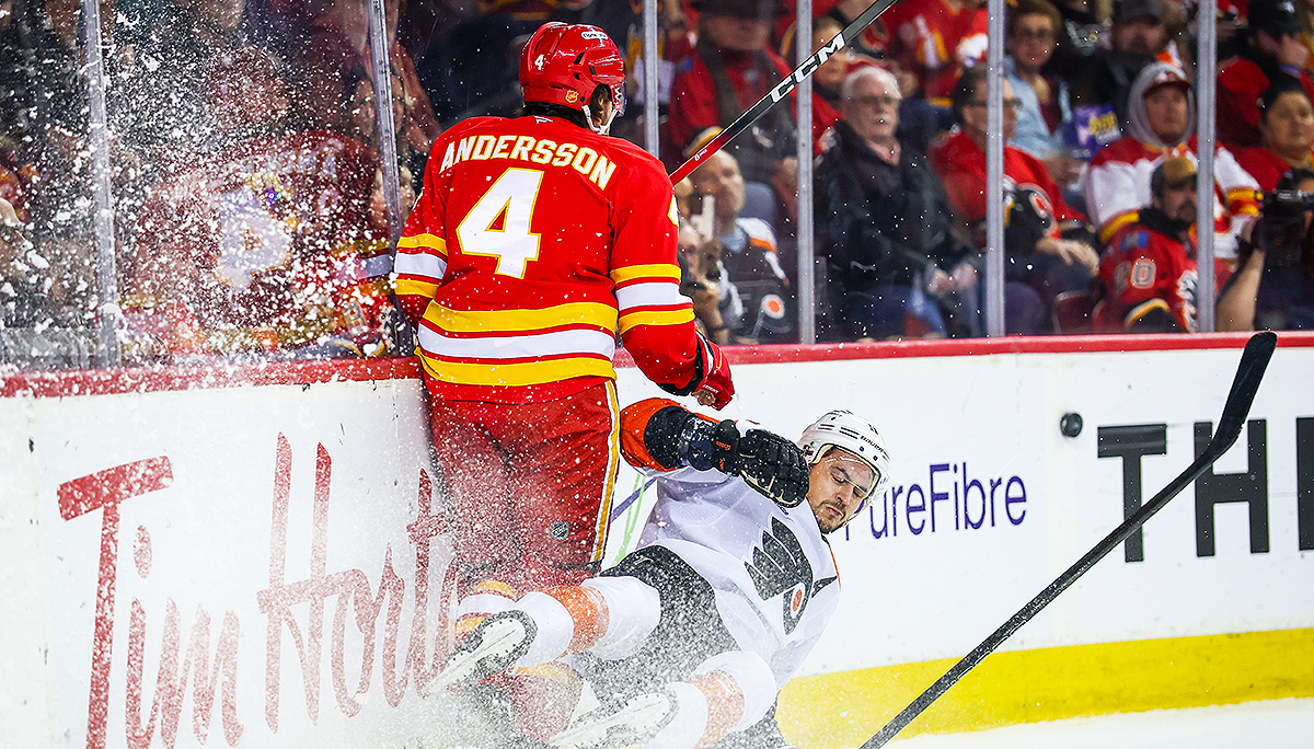 Flyers flat on New Year's Eve, suffer 5-1 loss to Flames