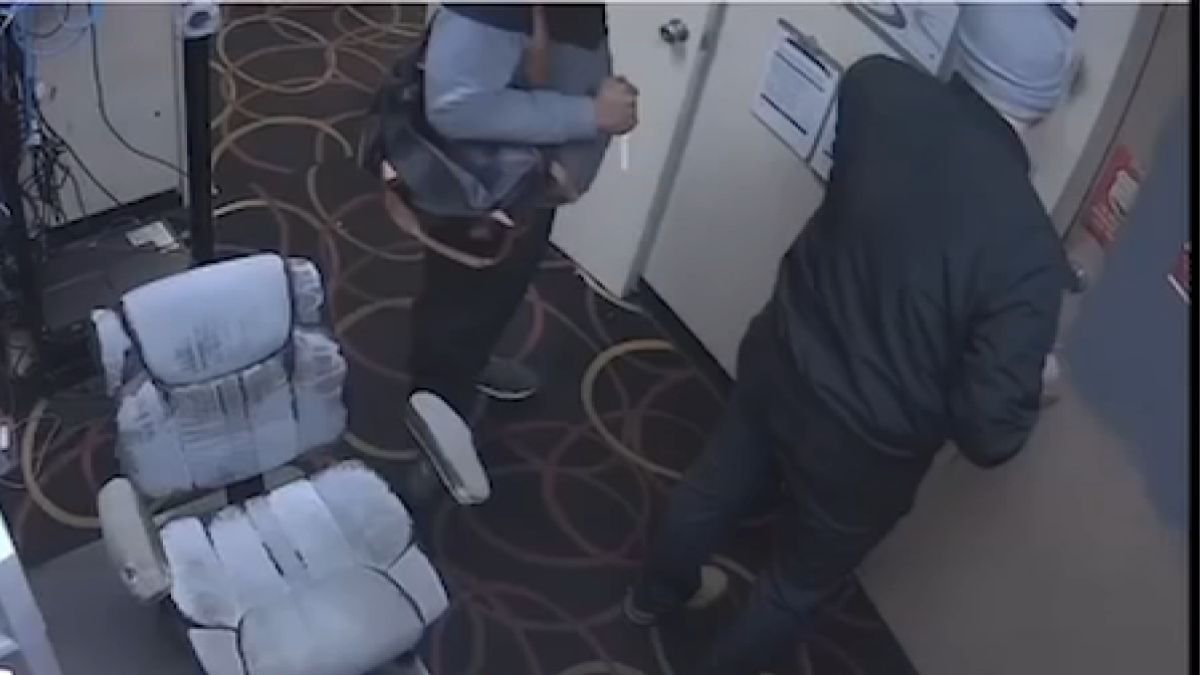 Man wanted after attempting to rob New Jersey movie theater with knife: Police