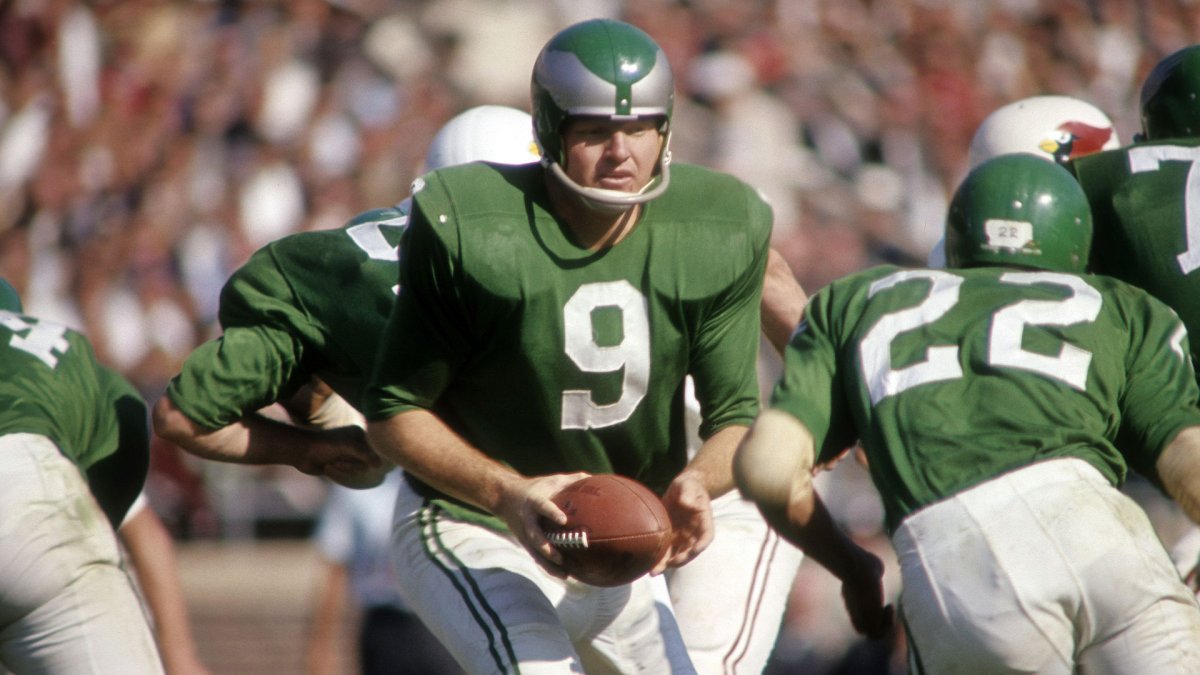 Sonny Jurgensen, who began Hall of Fame career with the Eagles, has died at 91