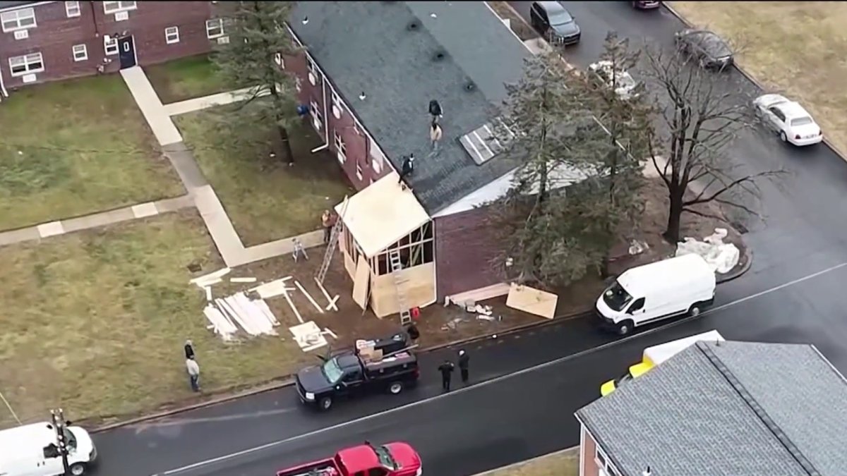 3 residents, 1 firefighter hurt in Montgomery County apartment fire ...