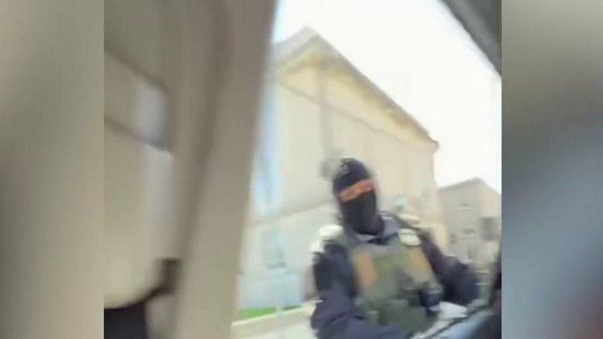 ICE agents smash car window during arrest of man in Cumberland County ...