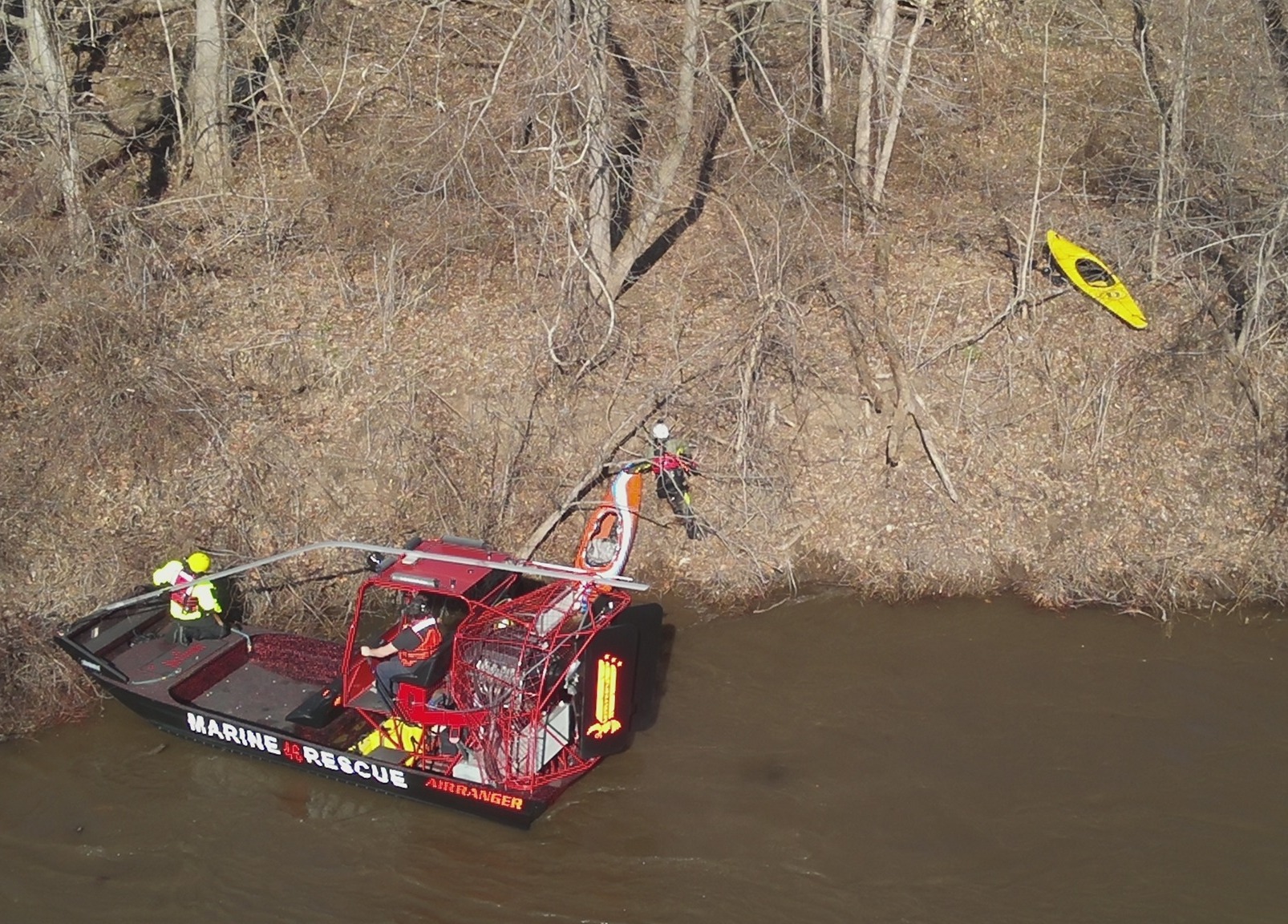 Crews respond to kayakers in distress along the Delaware River