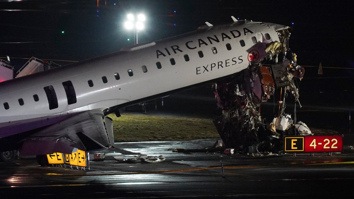 Pilot, co-pilot killed after plane collides with truck on runway at LaGuardia Airport