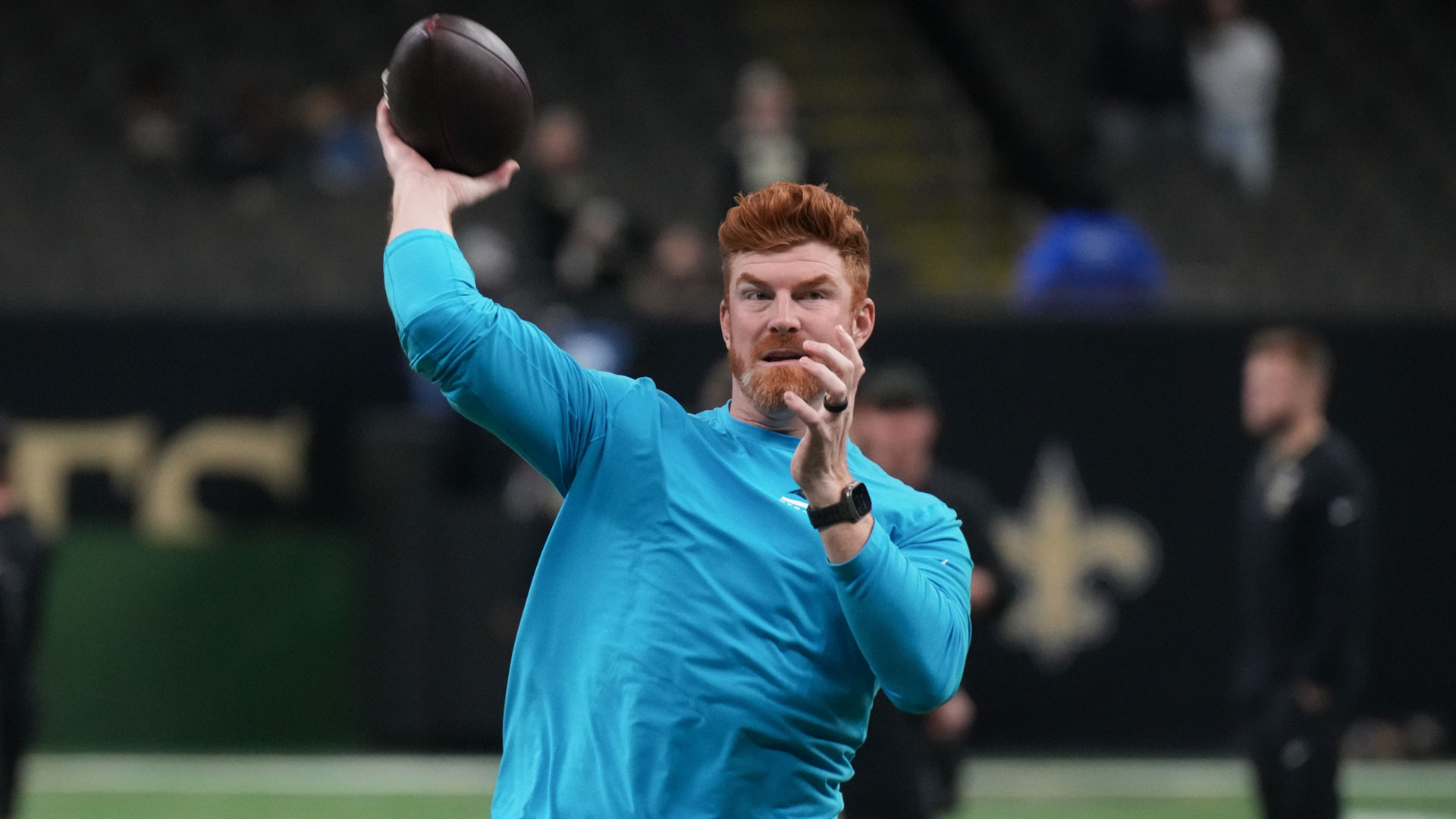 Eagles add veteran backup QB in trade with Panthers