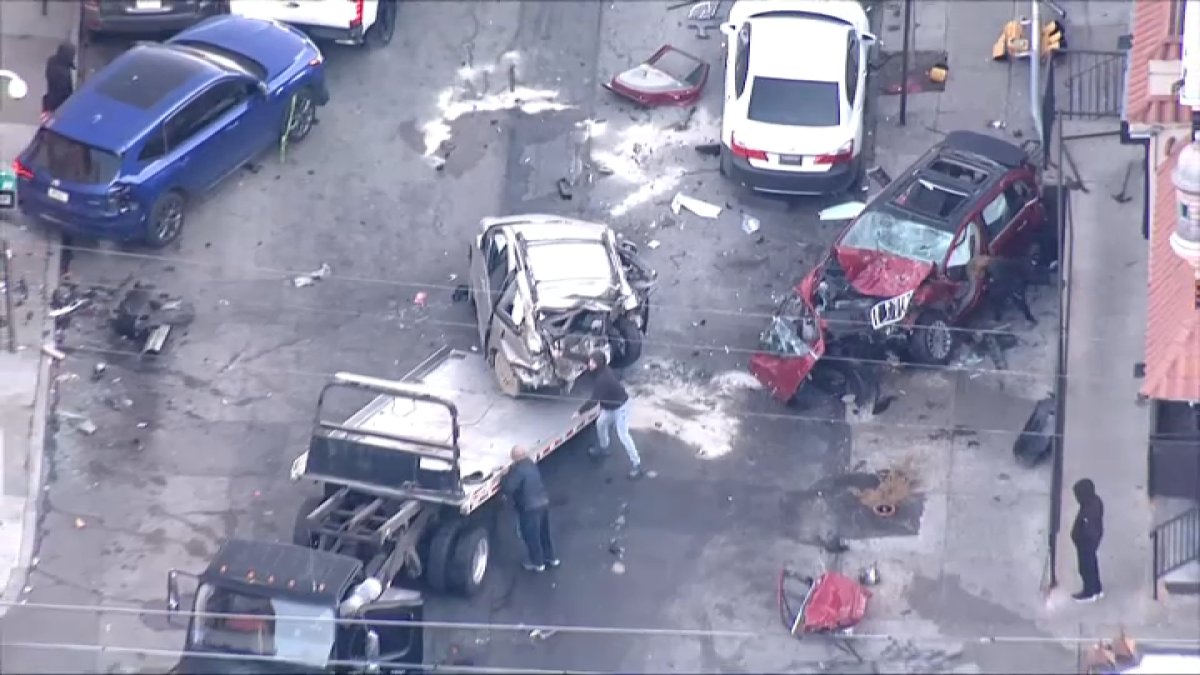2 critically injured in crash in Philly's Fairhill neighborhood, officials say