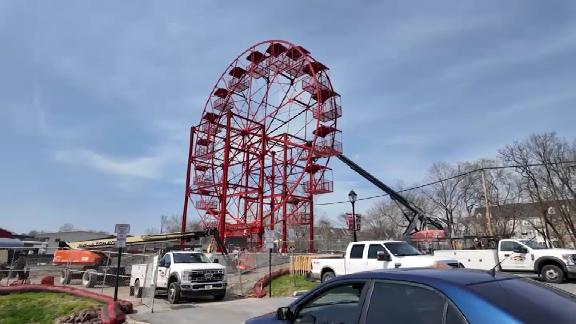 Nゲージ Ferris Wheel 赤い色ゴンドラ　まとめ3点 Ferris wheel🎡“ ※透け透けなゴンドラがありますね:-) : : : #観覧車