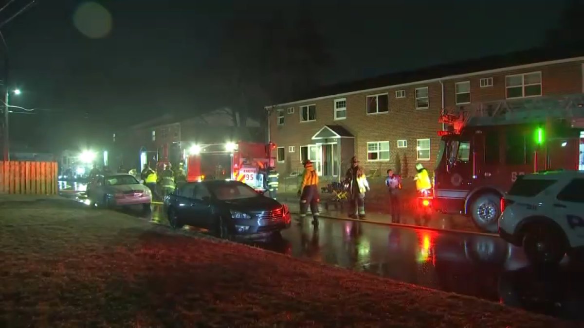 3 hurt in fire at apartment complex in Horsham, Pennsylvania