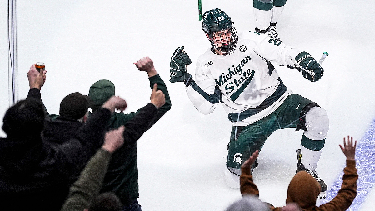 Here comes Martone as Flyers ink their top prospect to entry-level deal