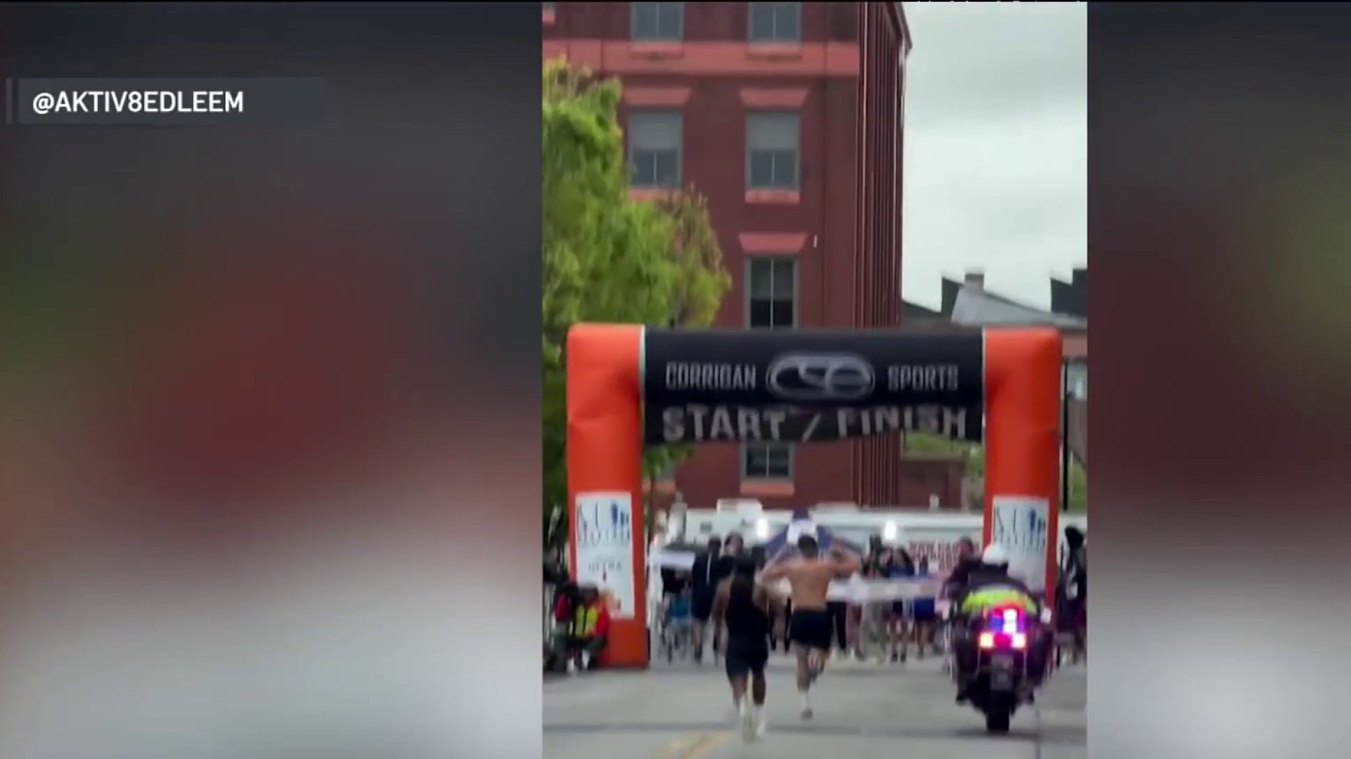 Man speeds past leading runner in photo finish at Delaware Marathon