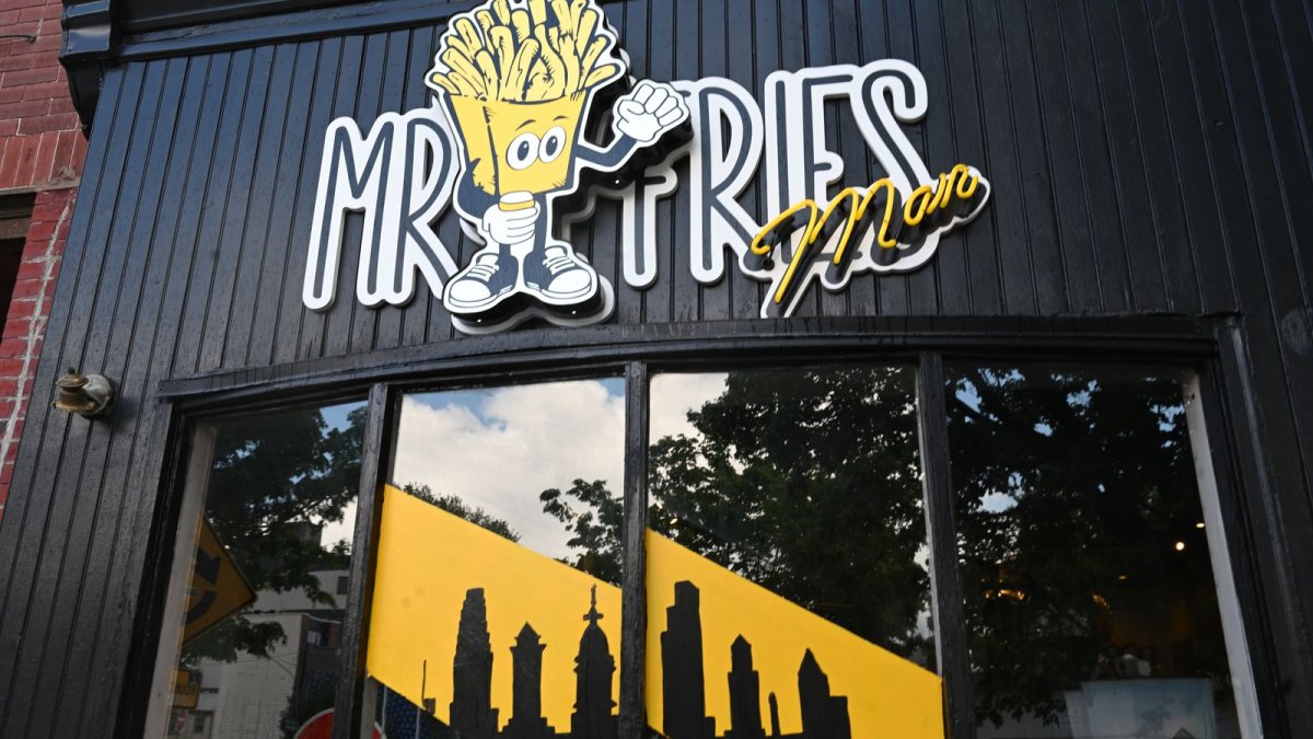 West Coast-based viral loaded-fries shop opens location in Philadelphia