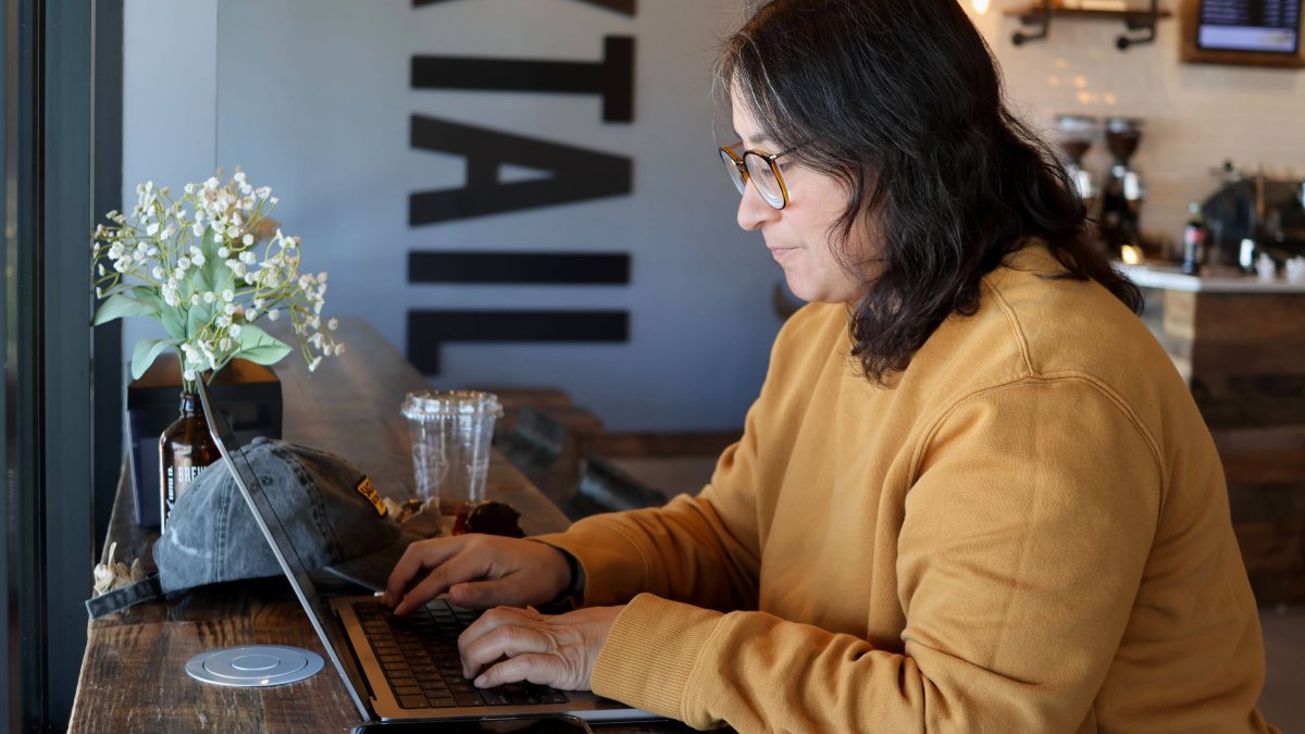 Logging on at a cafe? Privacy and security guidelines for remote workers