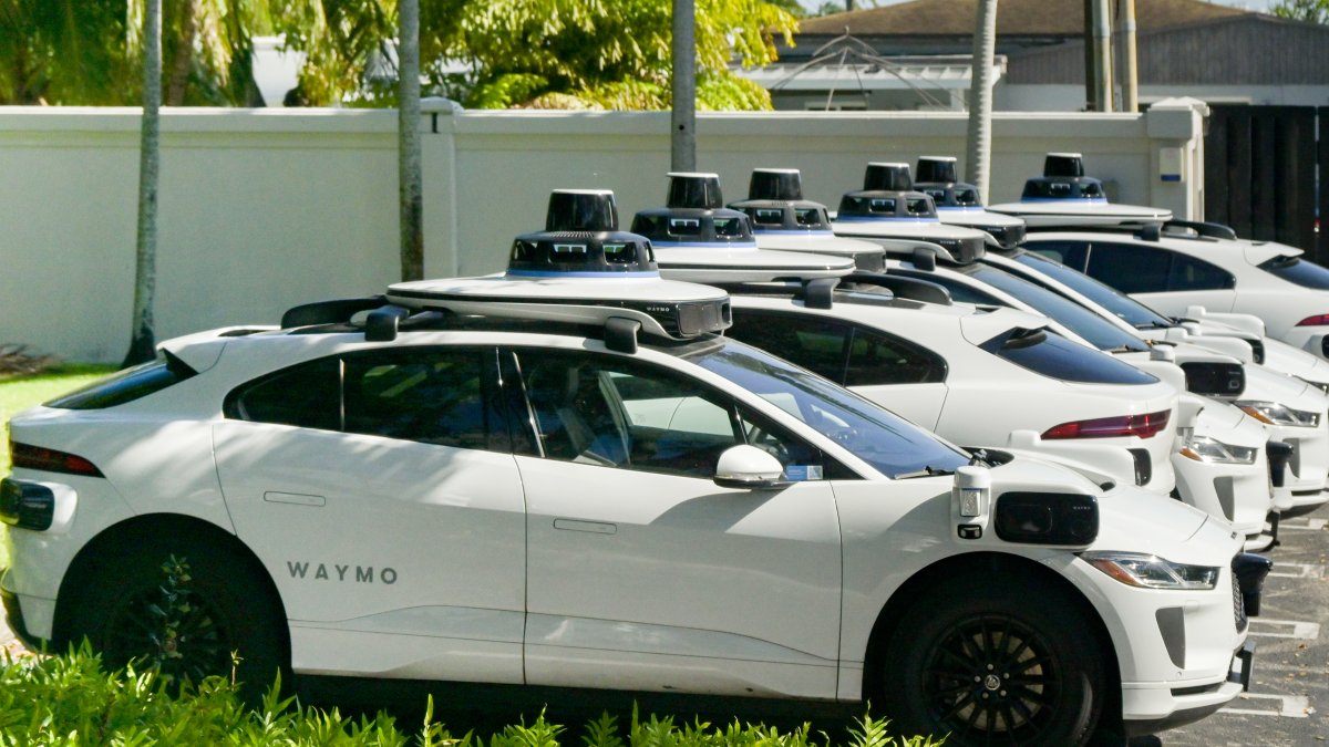City councilmembers discuss impact of driverless vehicles on Philly's streets
