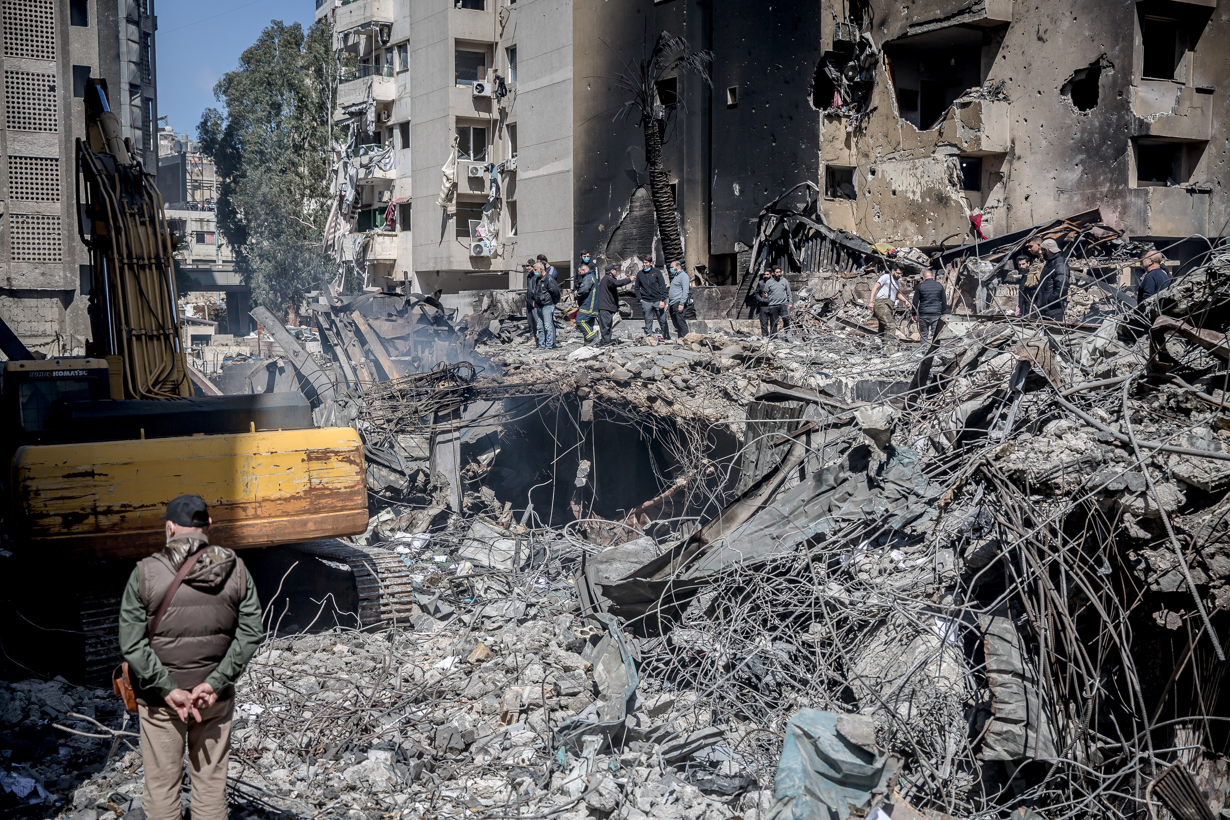 Live updates: Iranian delegation arrives in Pakistan for talks with the U.S.