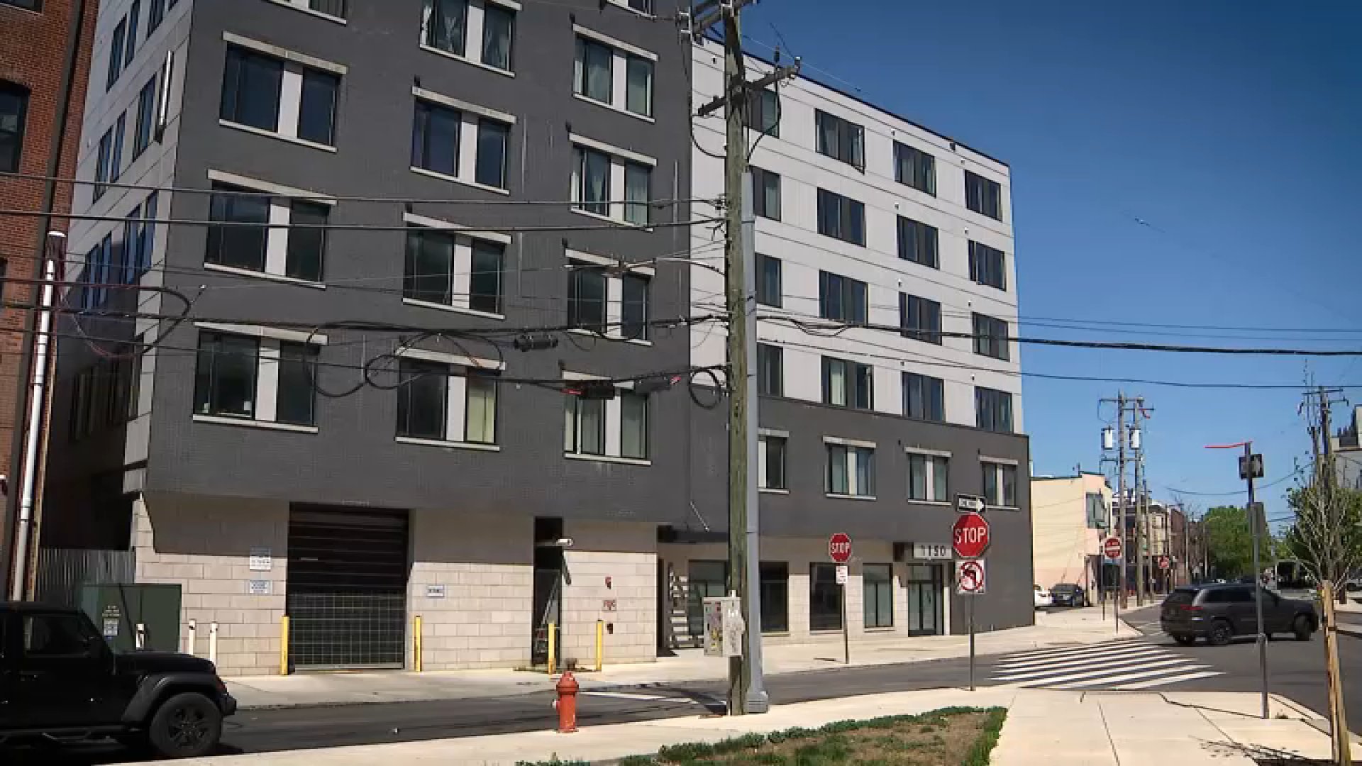 Teen accused of killing newborn after giving birth inside Philadelphia apartment