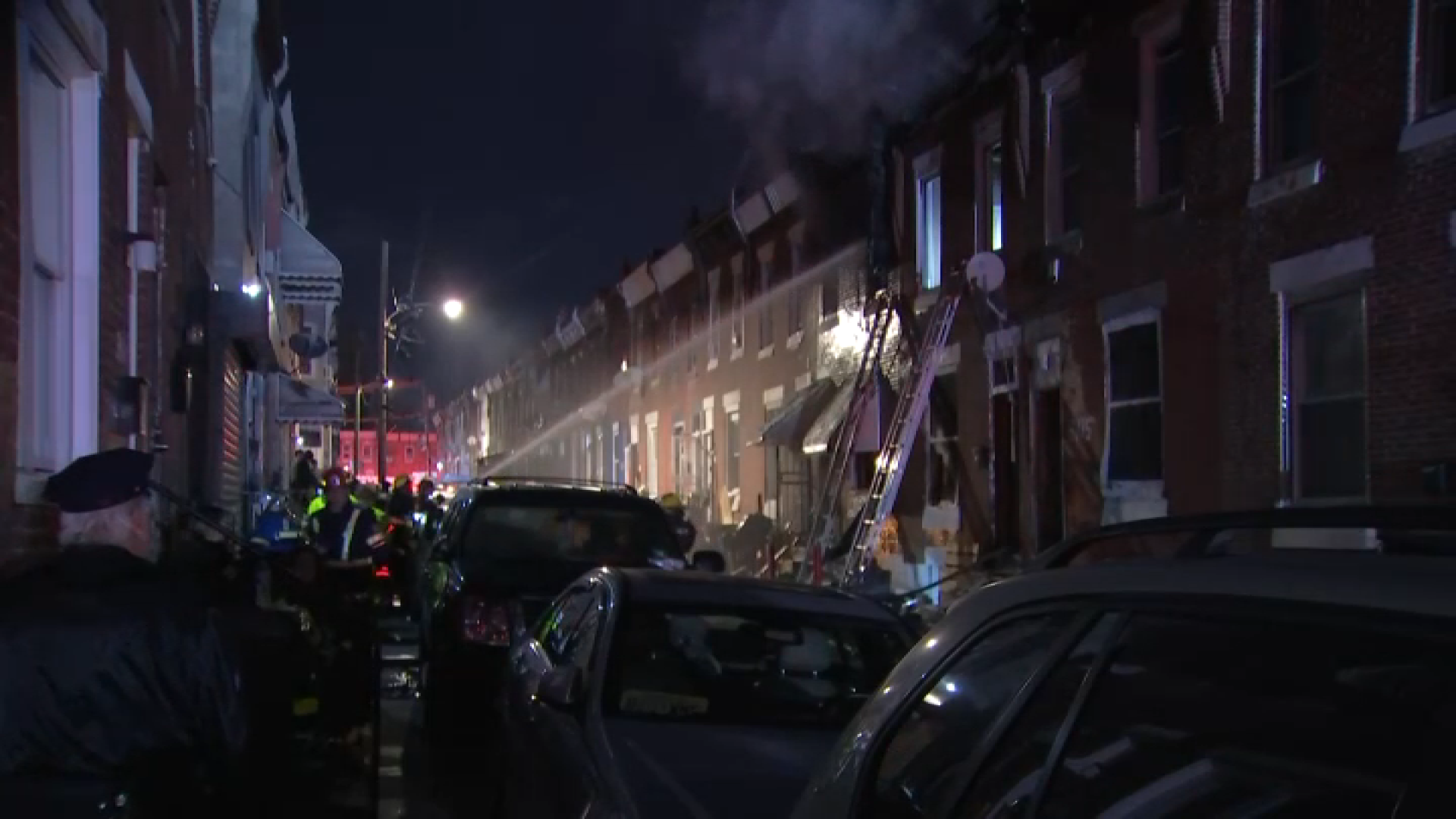 Fire tears through two rowhomes overnight in Kensington – NBC10 ...