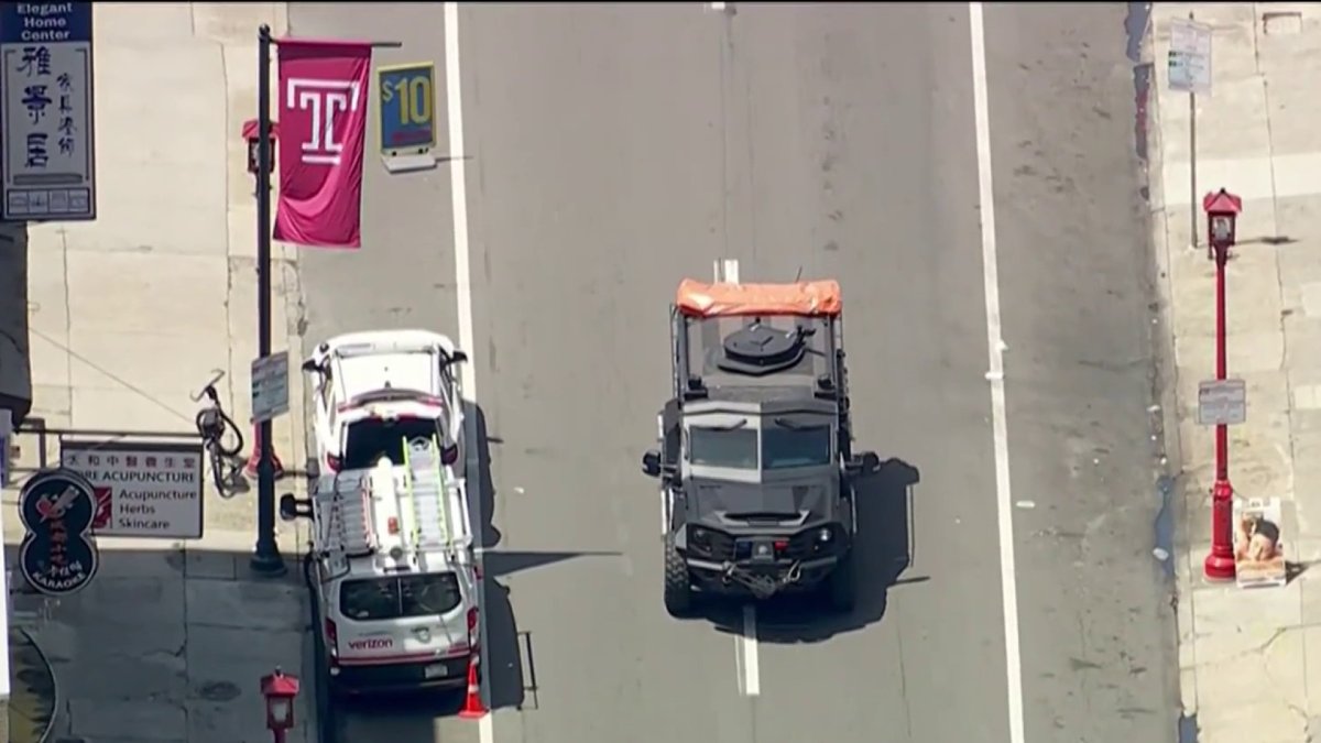 Armed man taken into custody after barricade situation in Center City ...