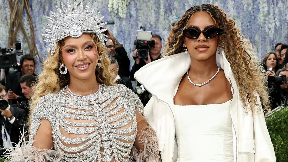 Beyoncé and Blue Ivy’s rare night out at 2026 Met Gala – NBC10 Philadelphia