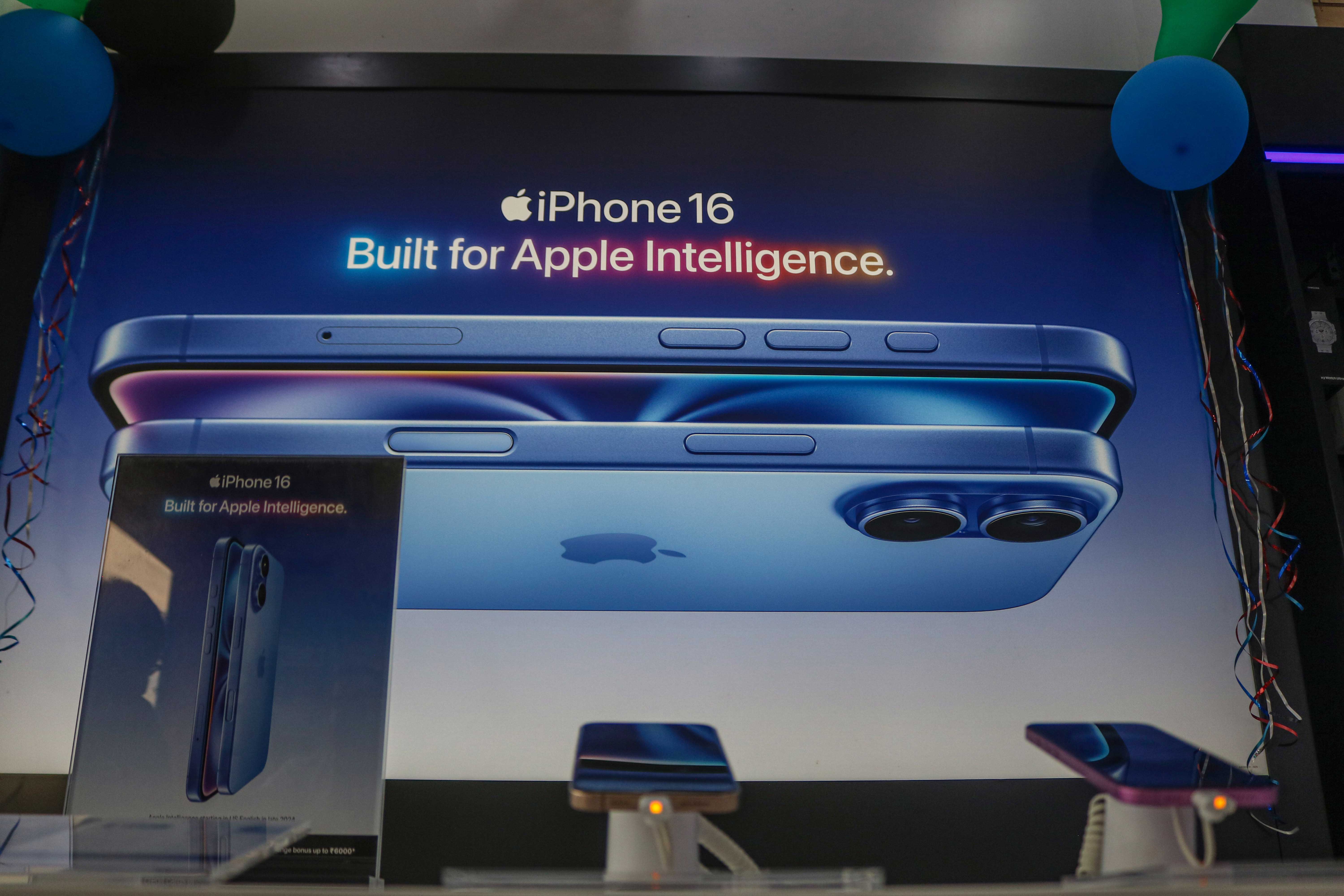 Apple agrees to $250M settlement over false advertising. See if you can cash in