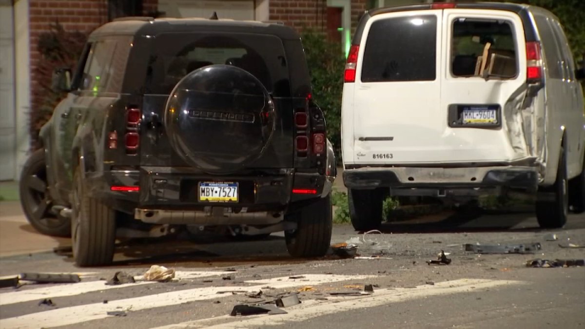 Police search for driver after deadly South Philadelphia hit-and-run crash