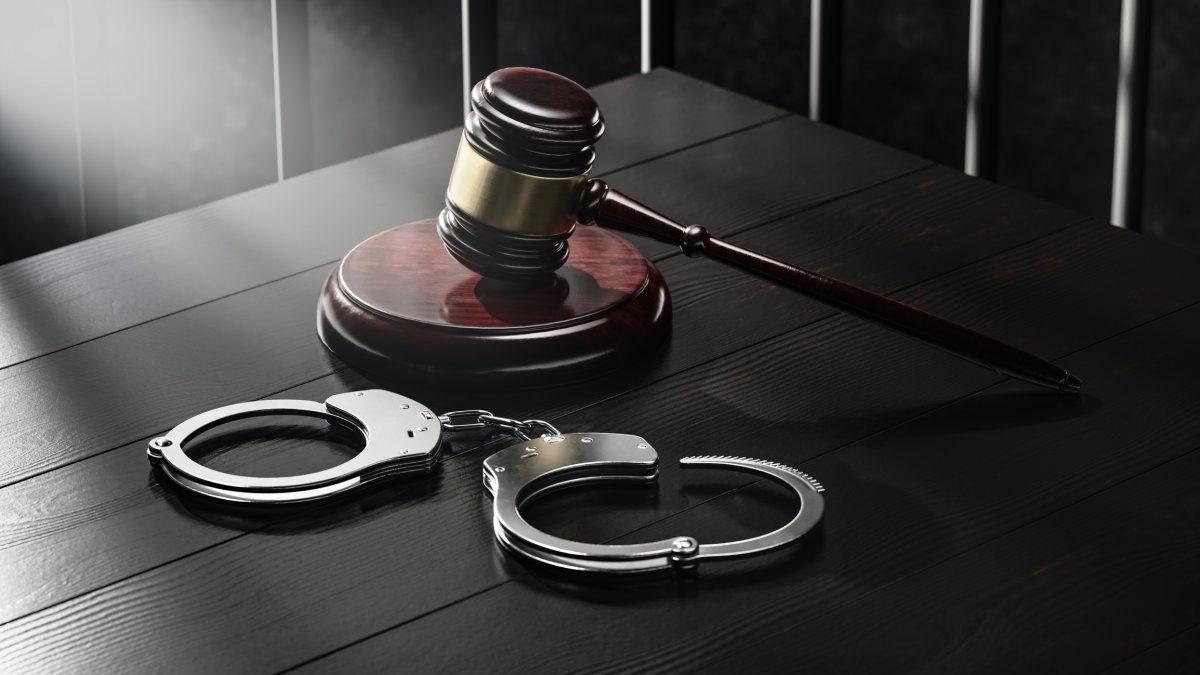 Philly man facing 2 years in prison after robbing convenience store with gun