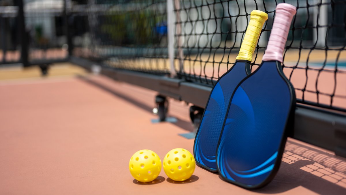Man with crutches vandalizes pickleball courts because his 'summer was ruined': Police