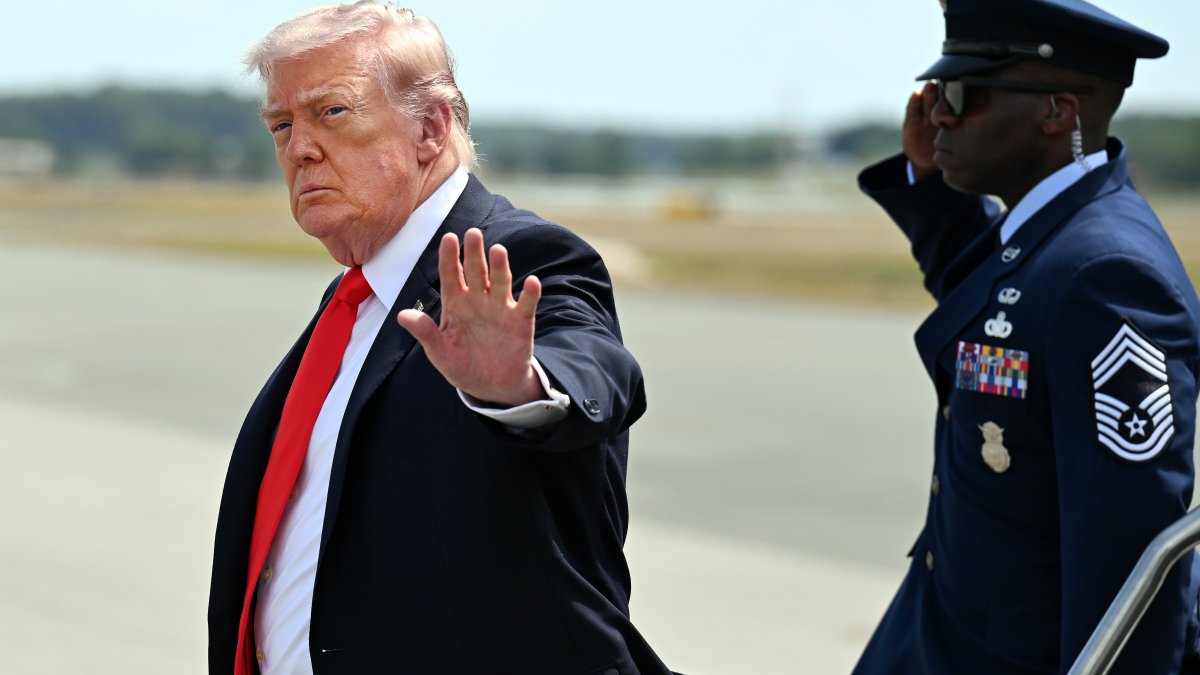 Trump says administration is working to avoid Spirit Airlines closure – NBC10 Philadelphia
