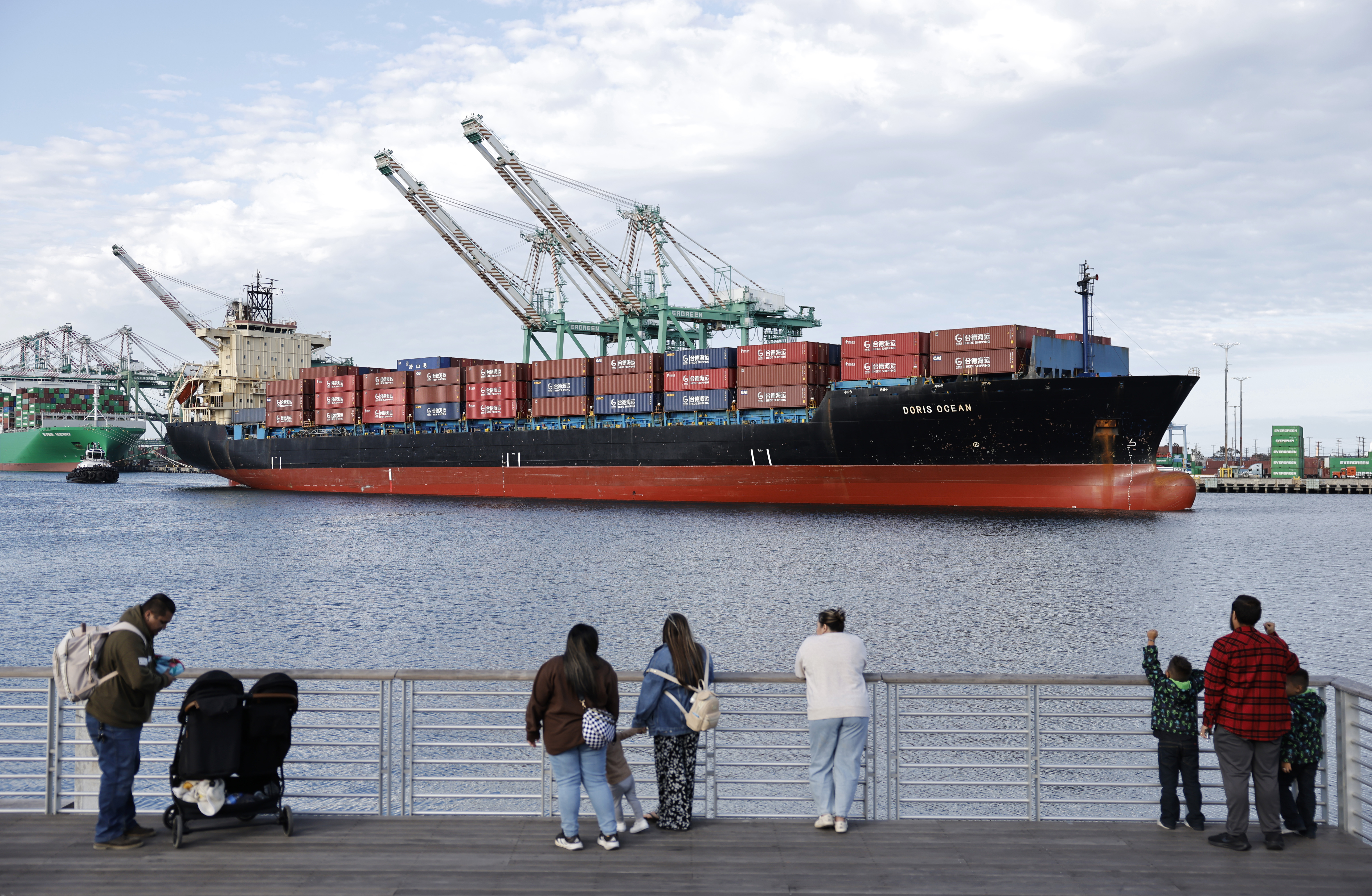 Trump plans to appeal order allowing all importers that paid struck-down tariffs to seek refunds