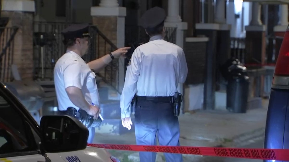 Man critically injured after being stabbed in neck in West Philly ...