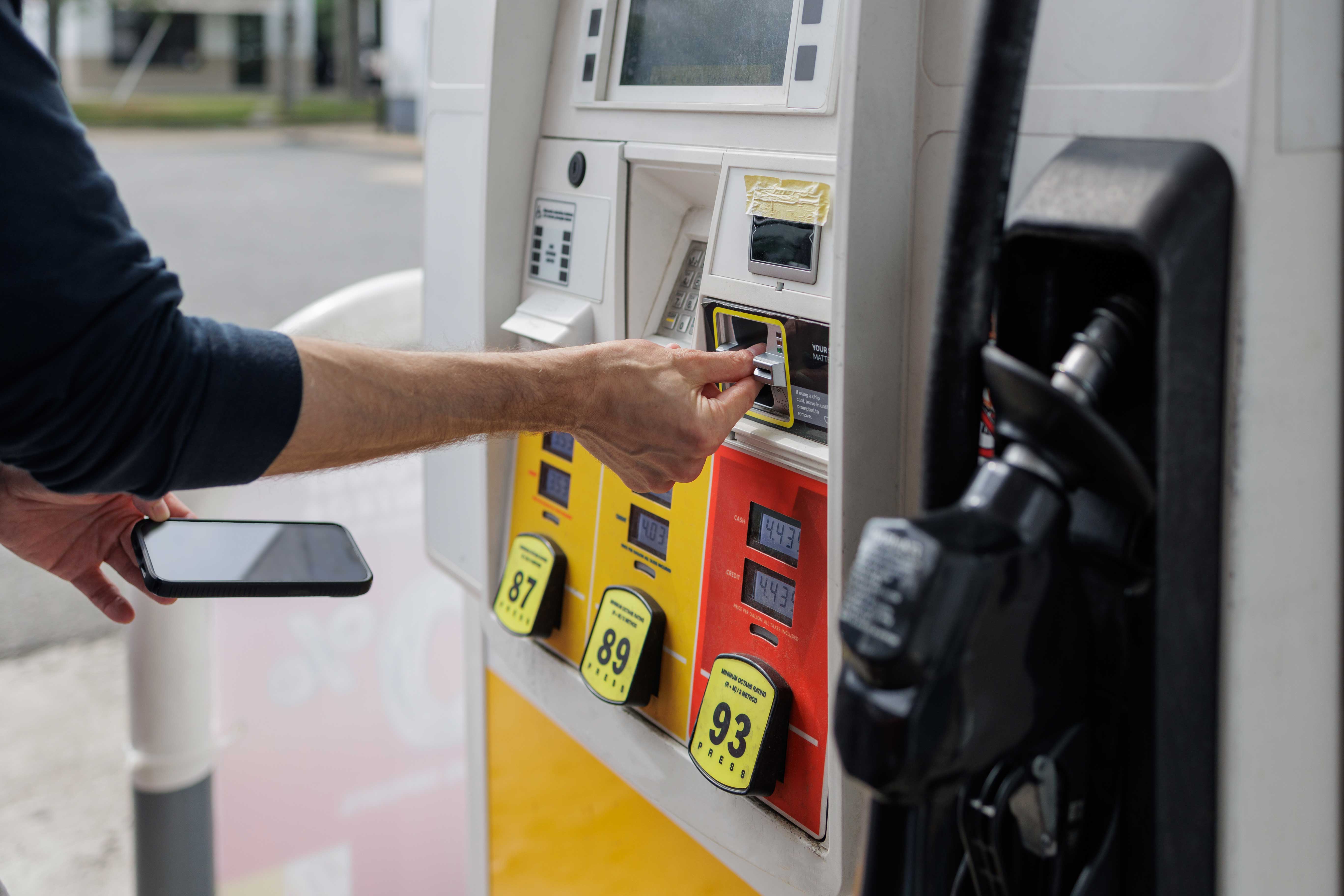 Lower-income Americans hit hardest by gas price spike, widening inequalities