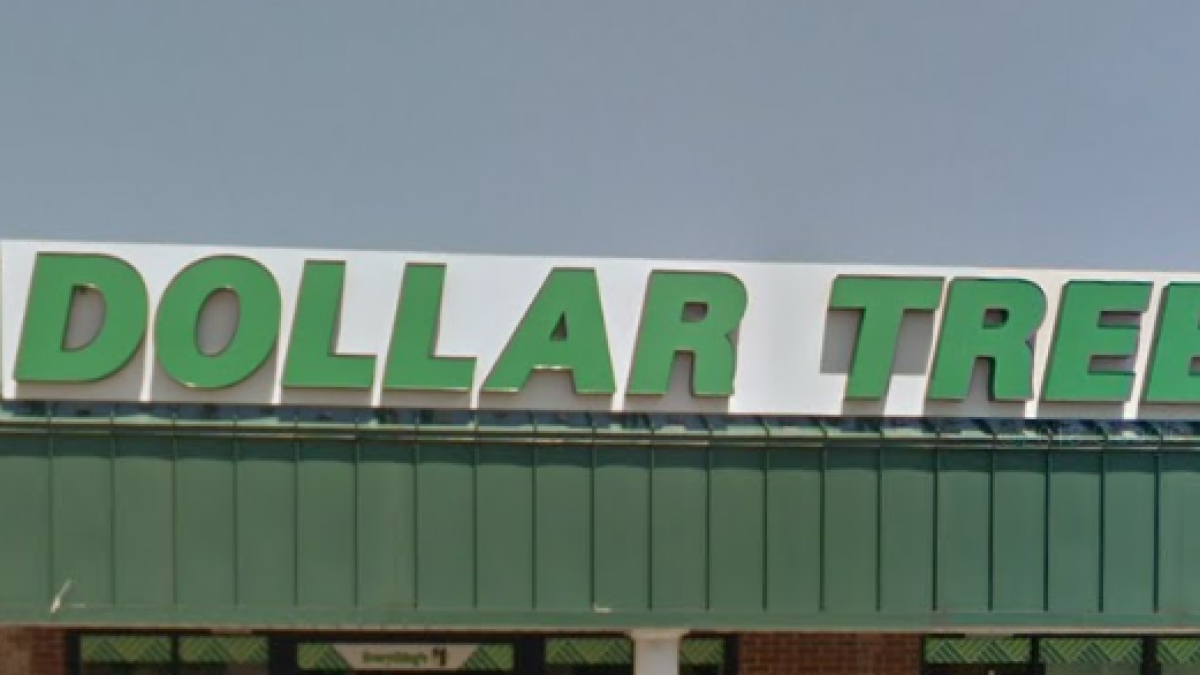 Woman pepper-sprays employees during shoplifting incident in Delaware: Police