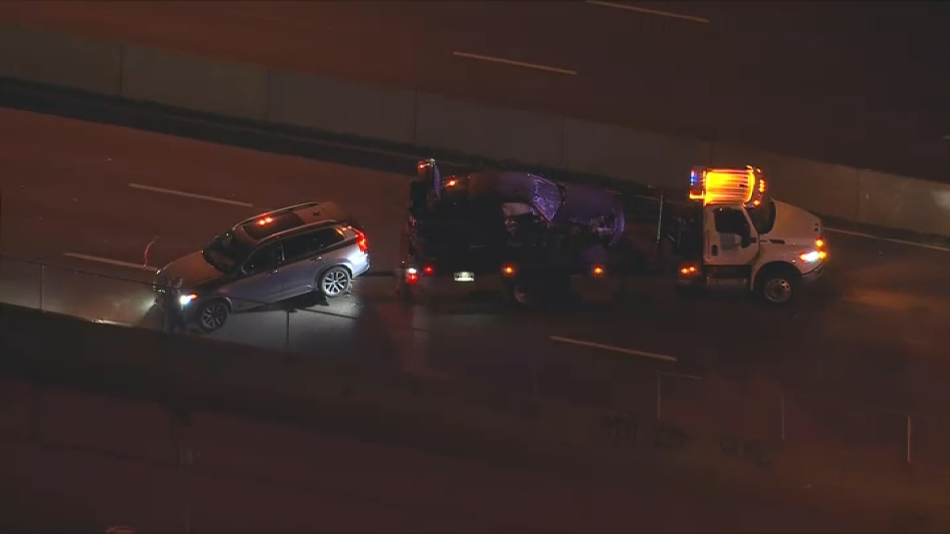 Major crash shut down I-76 westbound in South Philly on Tuesday night