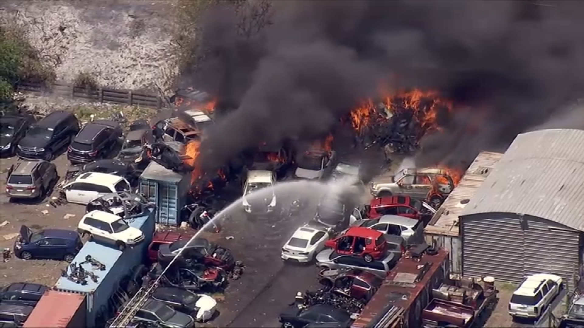 Large fires in North Philly sends thick, black smoke into the air ...