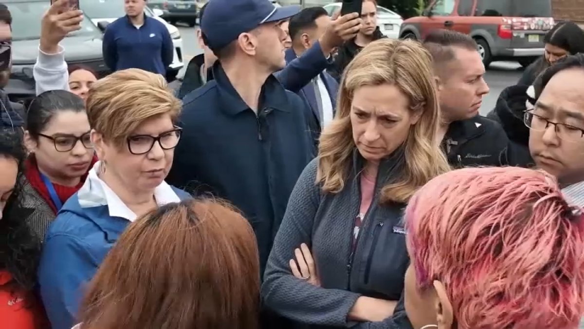 NJ Gov. says she was denied access to detention center