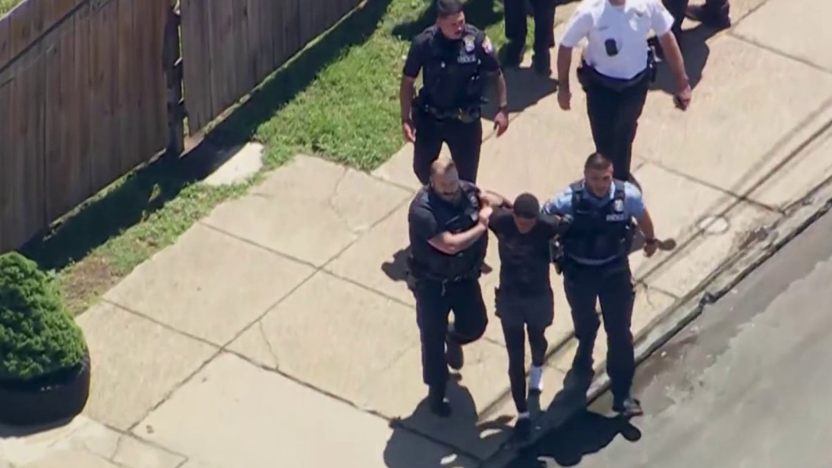 Police arrest man following lengthy pursuit through Northeast Philly ...