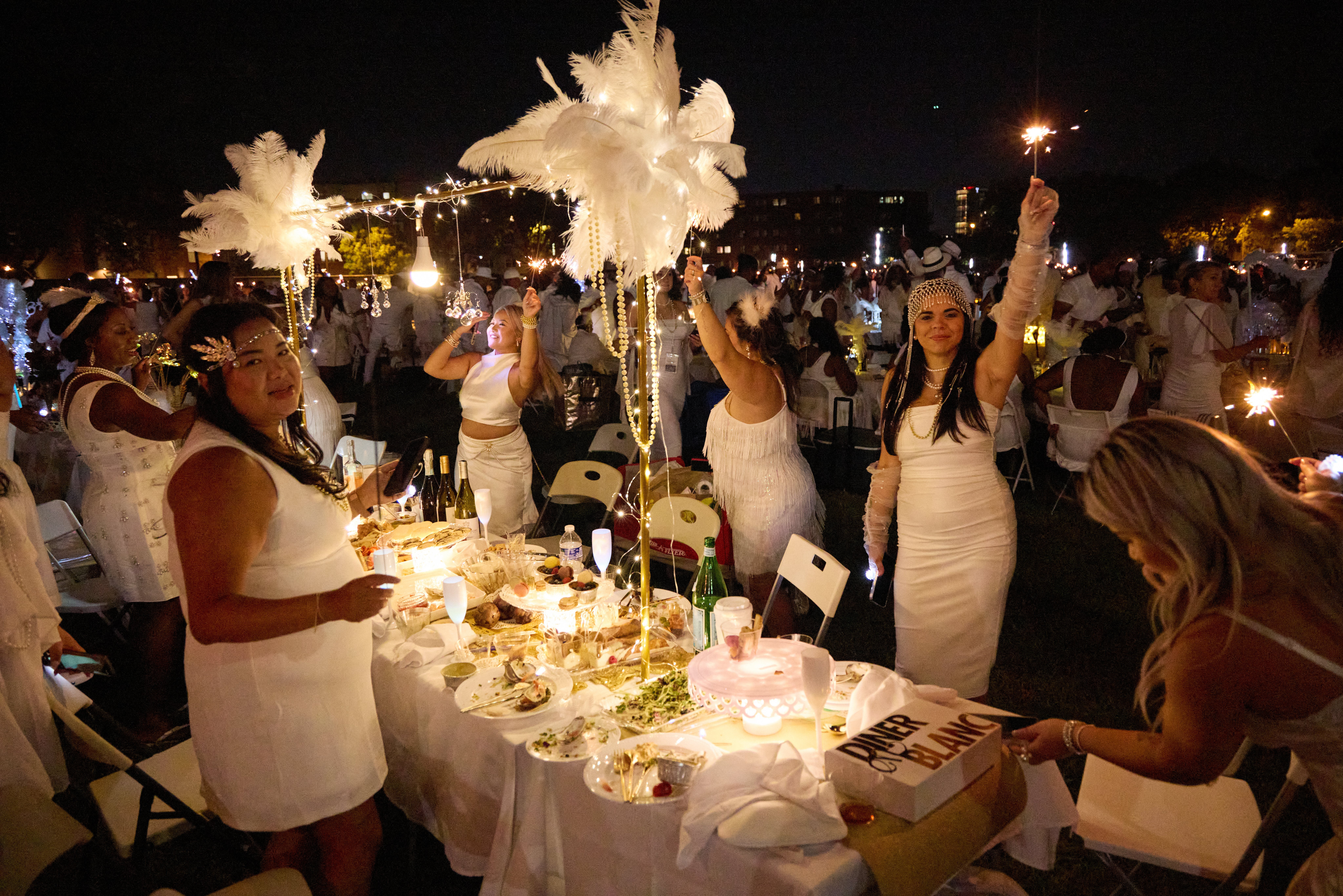 Get your white outfit ready. Dîner en Blanc returns to Philadelphia this summer