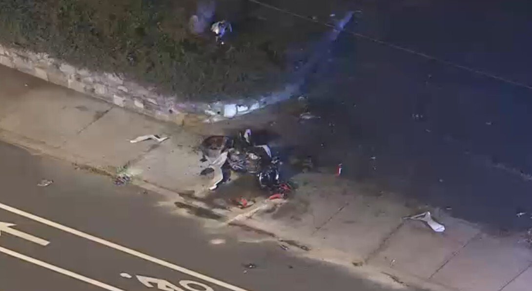 Motorcyclist killed after crashing into stone wall in Northeast Philly