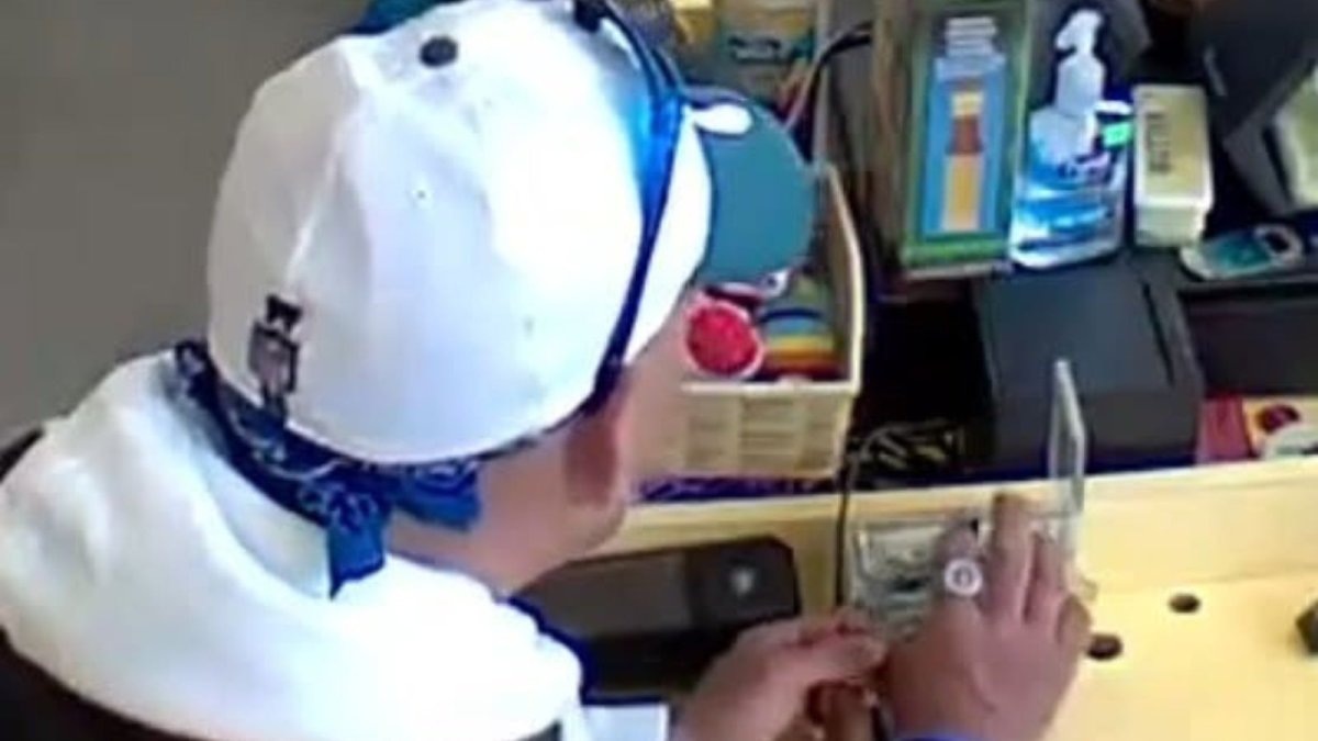 Man charged after stealing money from donation box for New Jersey animal shelter