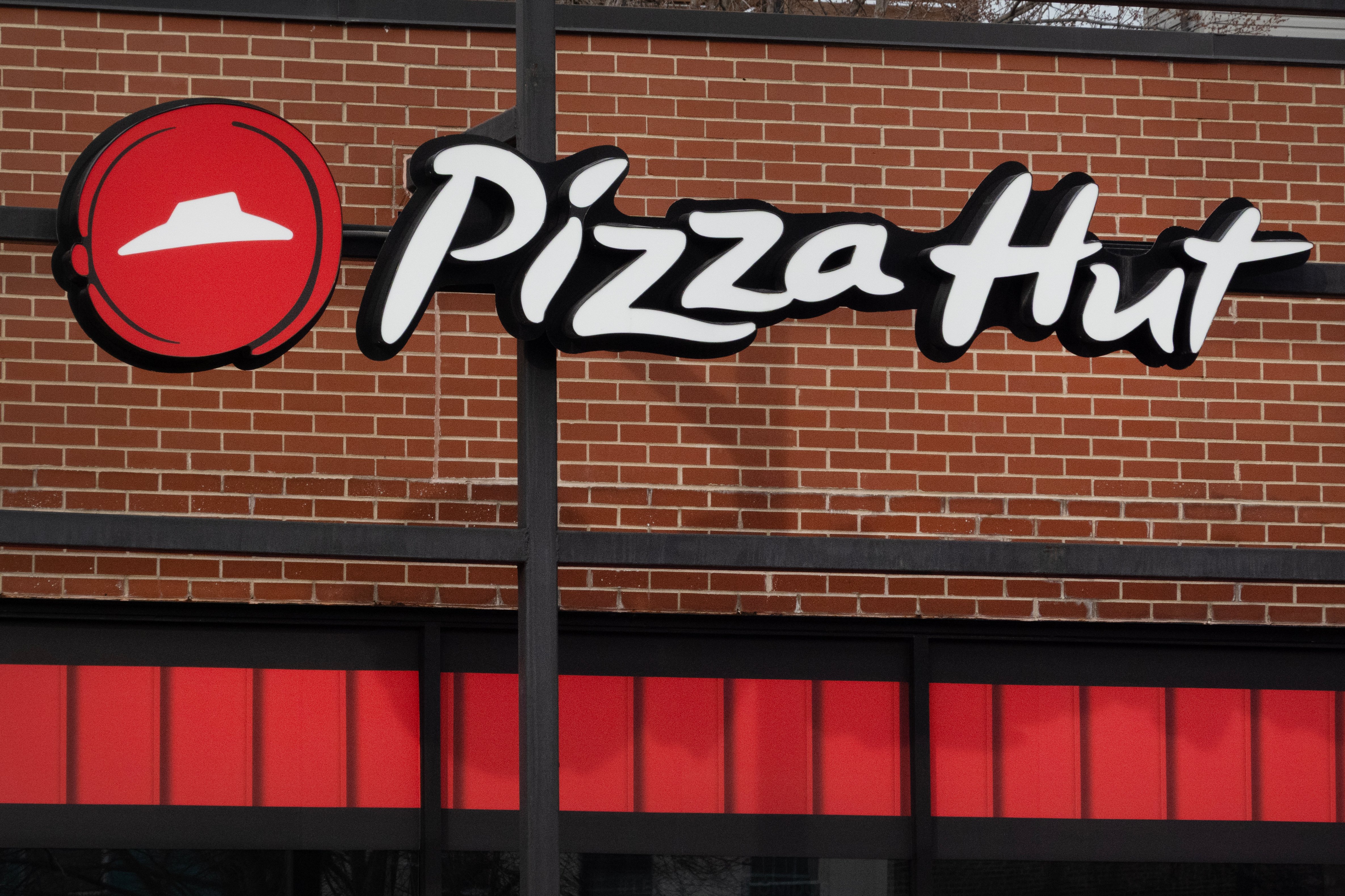 Struggling Pizza Hut restaurant chain will be sold for $2.7 billion
