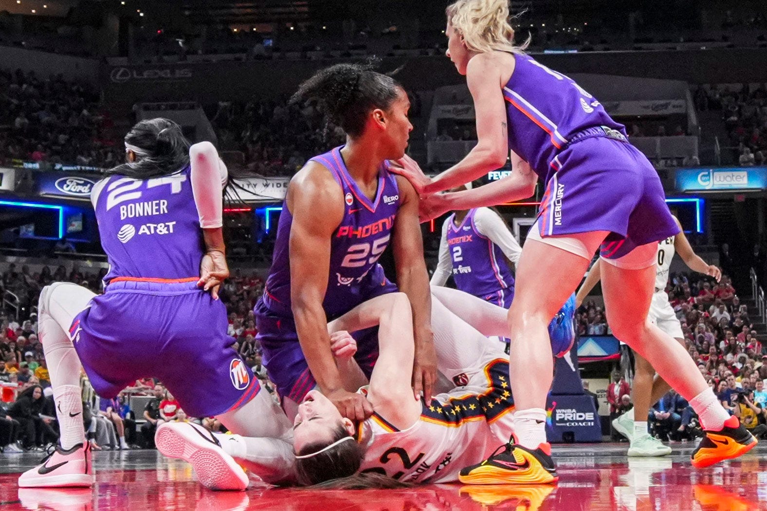 WNBA suspends Alyssa Thomas 1 game for hit to Caitlin Clark's throat –  NBC10 Philadelphia