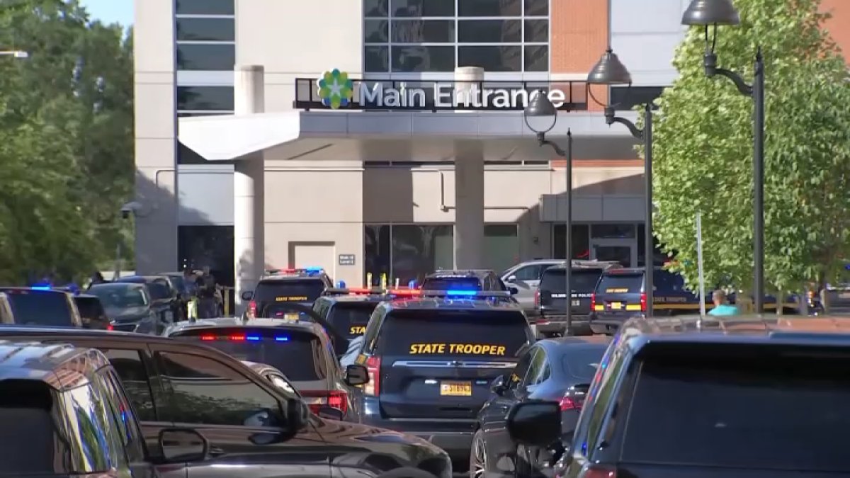Police ID man accused of killing 1, injuring another at Wilmington Hospital