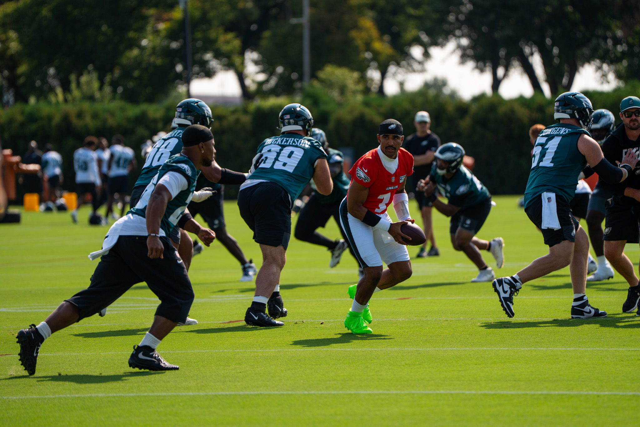 Eagles Training Camp Day 1: First Look at Mannion's Offense, Greenard on PUP, Carter Contract Debate