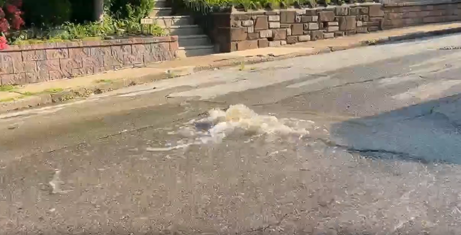 Crews respond to water main break impacting 70 homes in Wissahickon